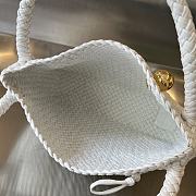 Bottega Veneta Tosca Intrecciato Leather Shoulder Bag White Size 27 x 18 x 8 cm - 6