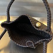 Bottega Veneta Tosca Intrecciato Leather Shoulder Bag Brown Size 27 x 18 x 8 cm - 2