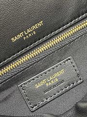 YSL Saint Laurent Calypso in Lambskin Black Size 26 × 14 × 7 cm - 3