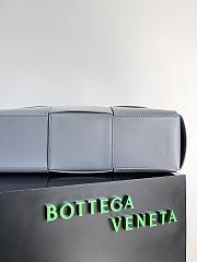 Bottega Veneta Men's Arco In Grey Bag Size 36 x 28 x 12 cm - 5