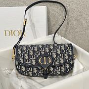 Dior Bobby Bag Size 21 x 5 x 12 cm - 1