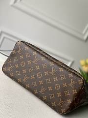 Louis Vuitton M48288 Neverfull Medium Handbag Size 32 x 29 x 17 cm - 6