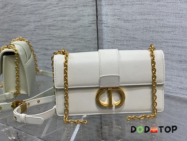 Dior 30 Montaigne Bag White Size 21 x 6 x 12 cm - 1