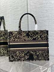 Dior Medium Book Tote ‘Black Dior Jardin D’hiver Cotton’ Size 36 x 18 x 28 cm - 4