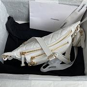 Chanel Belt Bag White Size 34 x 15 x 6 cm - 4