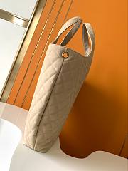 YSL Icare Maxi Shopping Bag Beige Size 38 x 58 x 43 cm - 2