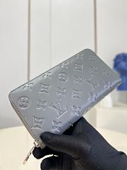 Louis Vuitton Zippy Wallet M81511 Grey Size 19 x 10.5 x 2.5 cm - 5