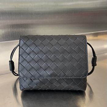 Bottega Veneta Trio Intrecciato Leather Bag Black Size 19 x 15 x 6 cm
