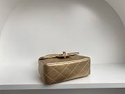 Chanel Vintage Handle Bag Gold Size 18 cm (Limited) - 4