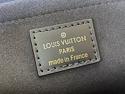 Louis Vuitton LV OnTheGo East West Tote Bag Black Size 25 x 13 x 10 cm - 2