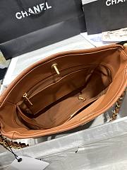 Chanel Hobo Black Bag Brown Size 26 x 25 x 7.5 cm - 2