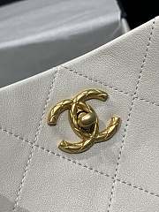 Chanel Hobo Black Bag White Size 26 x 25 x 7.5 cm - 5