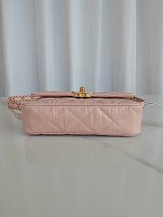 Chanel Ivory Crossbody Bag Pink Size 15 x 21 x 7 cm - 3