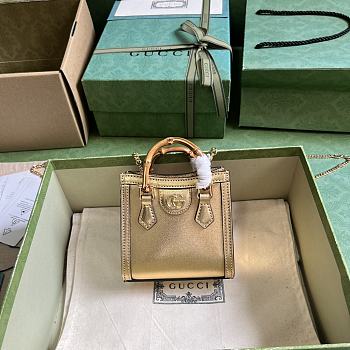  Gucci Diana Super Mini Bag In Gold Leather Size 16.5 x 12 x 6 cm