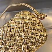 Bottega Veneta Knot Leather Clutch Gold Size 20 x 12 x 5.5 cm   - 6