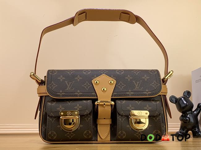 Louis Vuitton LV Manhattan Shoulder Handbag M40027 Size 30 x 19 x 10 cm - 1