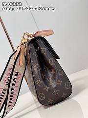 Louis Vuitton Cluny BB Bag Size 28 x 20 x 10 cm - 2