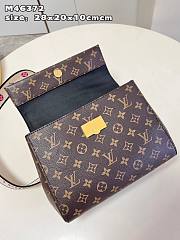 Louis Vuitton Cluny BB Bag Size 28 x 20 x 10 cm - 5