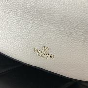 Valentino Garavani Small Vlogo Moon White Bag Size 29 x 23 x 11 cm - 4