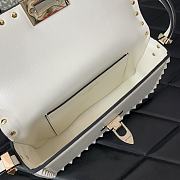 Valentino Garavani Rockstud Shoulder Bag White Size 23 x 12 x 5 cm - 3