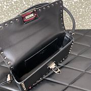 Valentino Garavani Rockstud Shoulder Bag Full Black Size 23 x 12 x 5 cm - 3