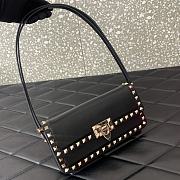 Valentino Garavani Rockstud Shoulder Bag Black Size 23 x 12 x 5 cm - 3