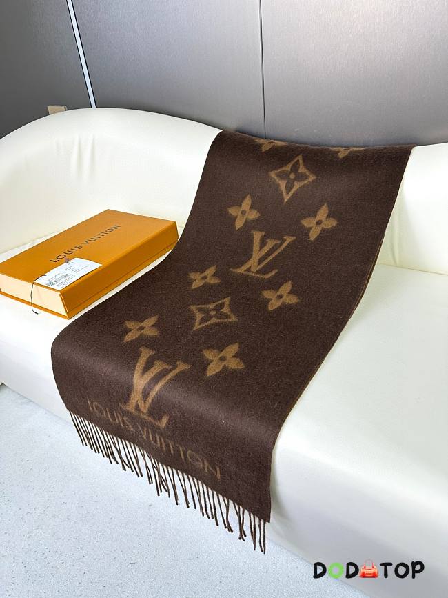 Louis Vuitton LV Reykjavik Cashmere Scarf Brown Size 190 x 45 cm - 1