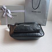 Balenciaga Raver Leather Tote Black Bag Size 24.5 x 22 x 7 cm - 3