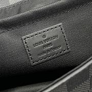 Louis Vuitton S-Cape Messenger Monogram Eclipse Bag M46794 01 Size 28 x 16 x 10 cm - 2