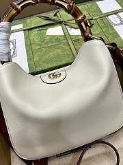 Gucci White Diana Small Leather Tote Bag Size 24 cm - 5