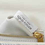 Bottega Veneta Wallace Mini Bag White Size 21.5 x 13.5 x 4.5 cm - 3