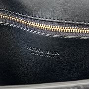 Bottega Veneta Wallace Mini Bag Black Size 21.5 x 13.5 x 4.5 cm - 3