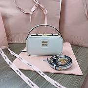 Miu Miu White Leather Shoulder Bag Size 18 x 9.5 x 6.5 cm - 1