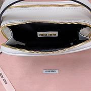 Miu Miu White Leather Shoulder Bag Size 18 x 9.5 x 6.5 cm - 2