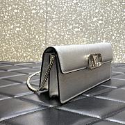 Valentino Garavani Small Leather Chain Wallet Silver Size 20 x 5.5 x 10 cm - 6