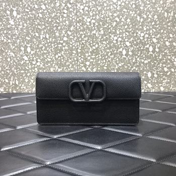 Valentino Garavani Small Leather Chain Wallet Black Size 20 x 5.5 x 10 cm