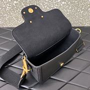 Valentino Garavani Alltime Grainy Calfskin Shoulder Bag Black Size 23.5 x 18 x 8 cm - 5