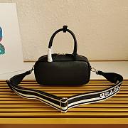 Prada Leather Top-Handle Bag Black Size 24 x 12 x 8.5 cm - 5