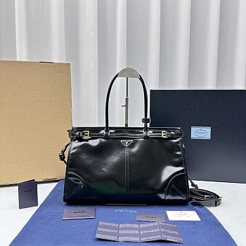 Prada Black Medium Leather Handbag Size 38 x 25 x 13 cm