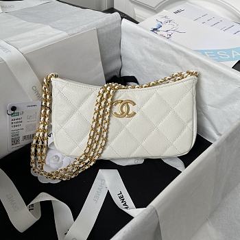 Chanel AS4597 Chain Hobo Shoulder Bag White Size 12 × 21 × 4 cm