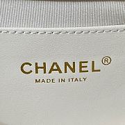 Chanel AS4597 Chain Hobo Shoulder Bag White Size 12 × 21 × 4 cm - 3