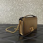 Valentino VLOGO Calfskin Wallet on Chain Gold Size 19 x 4 x 10.5 cm - 2