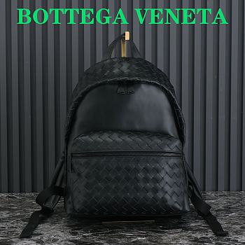 Bottega Veneta Intrecciato Backpack Black Size 41 x 28.5 x 16 cm