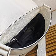 Prada Leather Bag With Shoulder Strap White Size 22 x 22 x 12 cm - 2