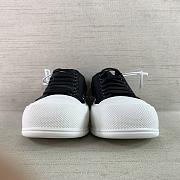 Alexander McQueen Sneakers in White  - 2