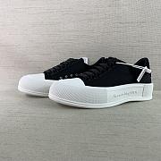 Alexander McQueen Sneakers in White  - 6