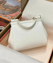 Dolce & Gabbana Kim Sicily Handbag White Size 20 x 16 x 8 cm - 2