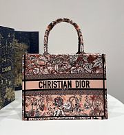 Dior Book Tote 05 Size 36 x 18 x 28 cm - 1
