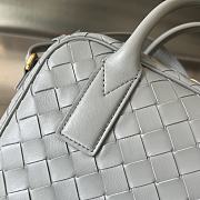 Bottega Veneta Mini Sardine Bag Size 23.5 x 17.5 x 9 cm - 4