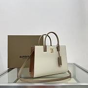 Burberry Thomas White Handbag Size 27 x 11 x 20 cm - 4